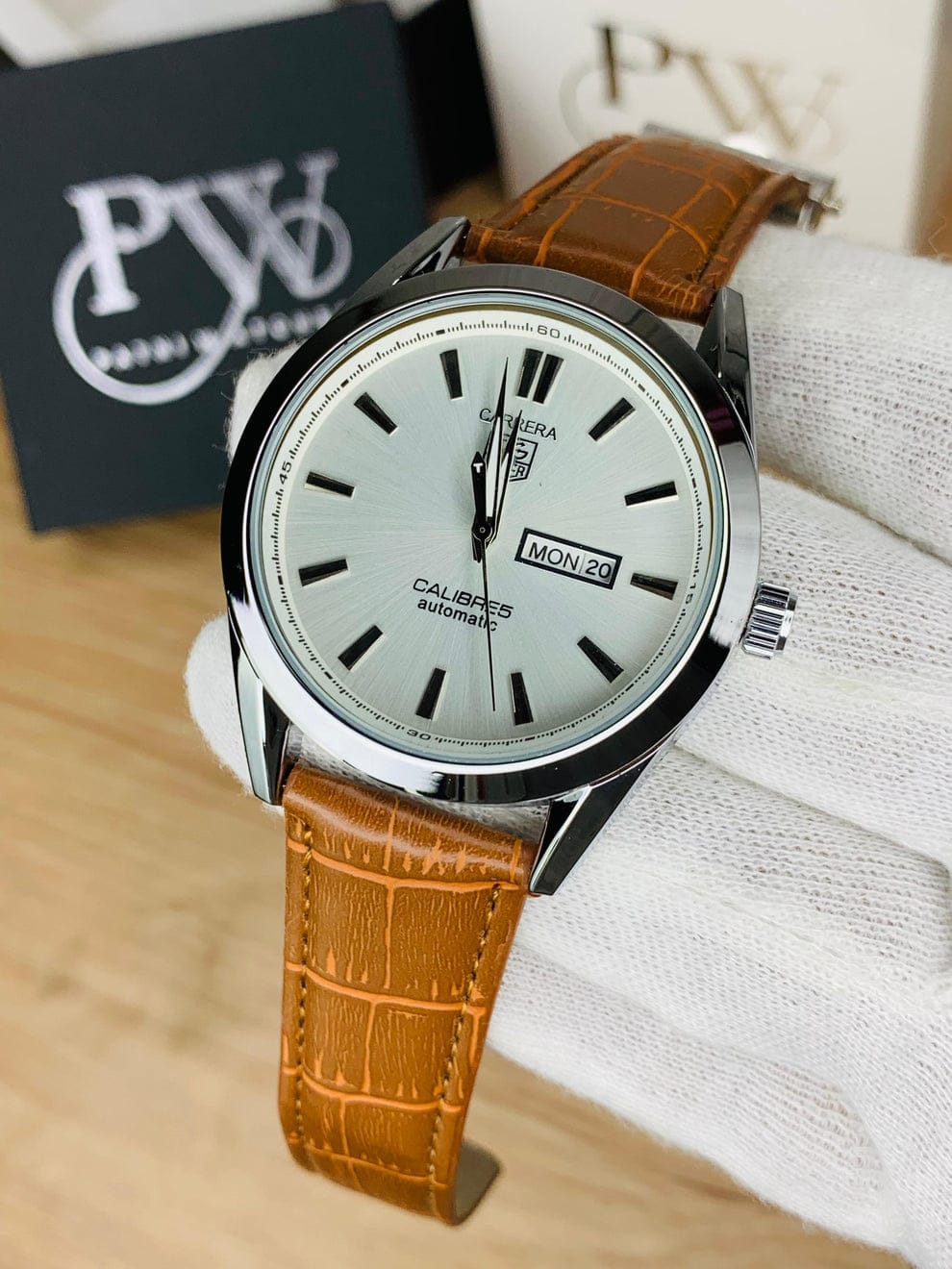 Tag Carrera calibre 5